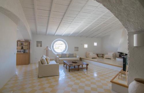 Portlligat House | El Porró