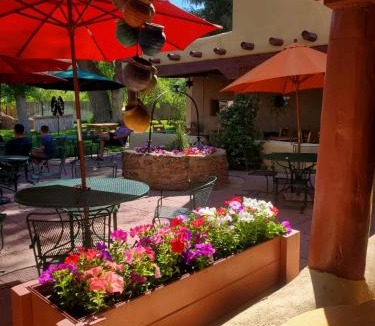 Taos Hotel | El Pueblo Lodge