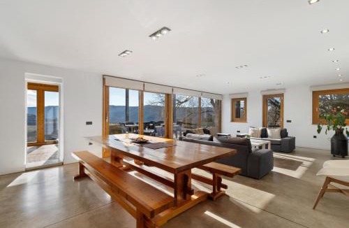 Santa Maria de Merles House | El Pujol