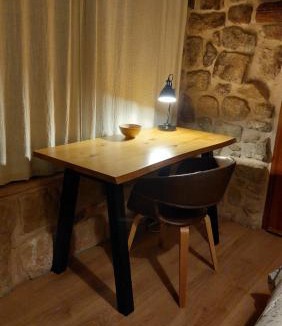 Horta de Sant Joan Apartment | El Racó de les Grases