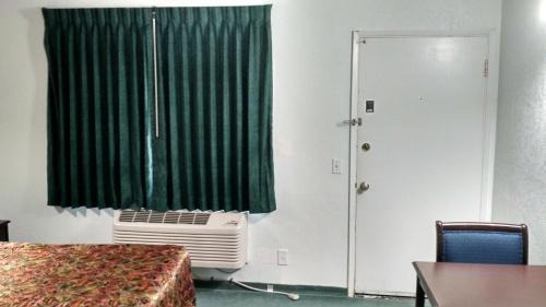 Watsonville Hotel | El Rancho Motel