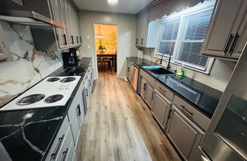 Elroy House | El Rancho Powell