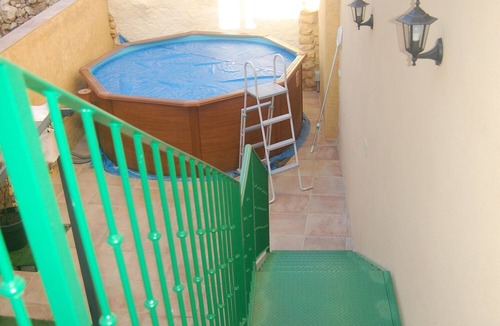 Roda de Eresma Apartment | 'El Rincón De La Naturaleza' Apartment: 3 Bedrooms, Private Pool, Wi-Fi, Air Conditioning