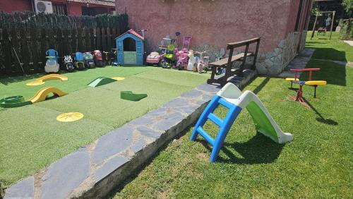 San Roman de Los Montes Ski Chalet | El Rincón de los Patos 1