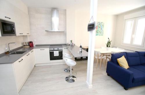 Logrono Historic Centre Apartment | EL RINCON DE LA MERCED 3 Junto a Laurel con Aire acondicionado
