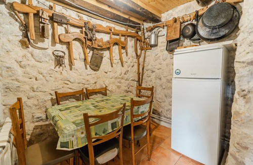 Montemayor de Pililla House | El Rincon De La Morena - 5-Bedroom Rural House with Pool, Castile