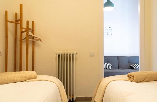 la Vila de Gracia Apartment | "El Ritmo" - Maison Piñata Apartment