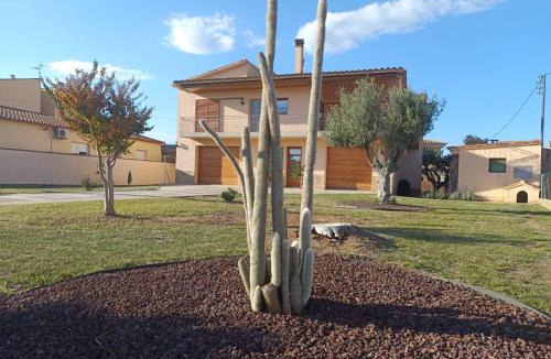 Navata House | El Roure