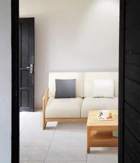 Pontianak House | El Sierra Villa