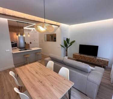 Logrono City Centre Apartment | El Sueño de Luca, Parking gratuito centro