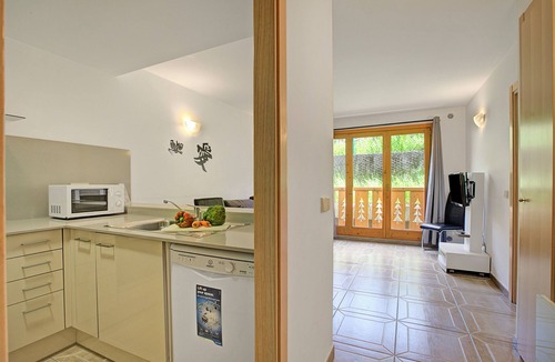 Incles Apartment | El Tarter Mountain Ski Vacation Rental