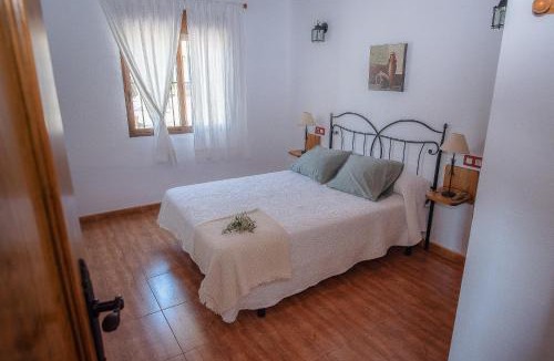 Yeste House | El Tejo Yeste y Mirador del Segura