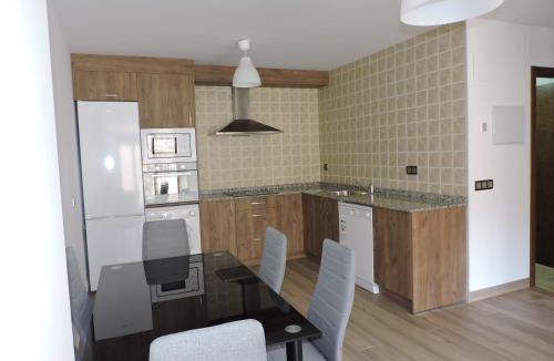 Villel Apartment | El Tranco Apartamentos