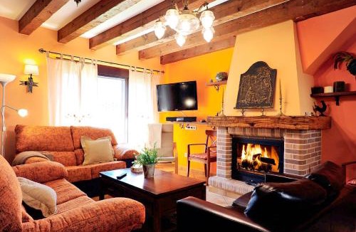 Aldehuela del Rincon House | El Valle de la Mantequilla