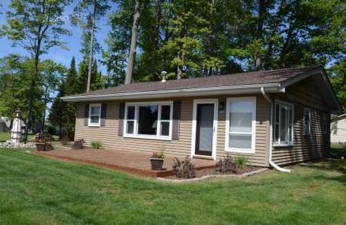 Prudenville House | Elaine’s Lighthouse