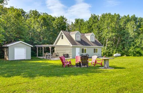Battle Lake House | 'Elbow Lake Escape' w/Dock in Underwood!