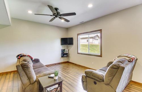 Battle Lake House | 'Elbow Lake Escape' w/Dock in Underwood!