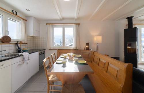 Wildhaus Ski Chalet | Eldanora holiday home with three bedrooms and mountain views