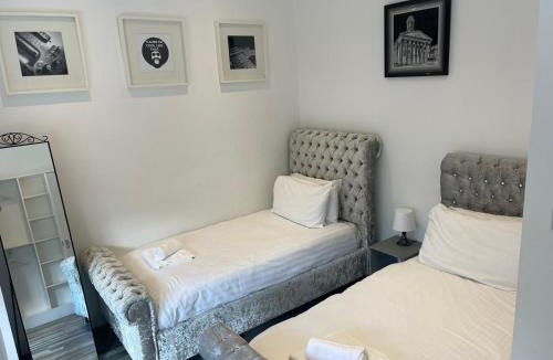 Glasgow Apartment | Elder Park Apartments