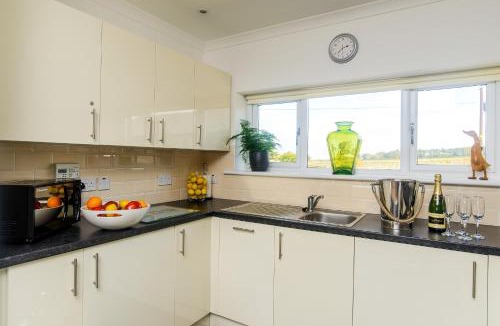 St. Andrews Cabin | Elderburn Lodges