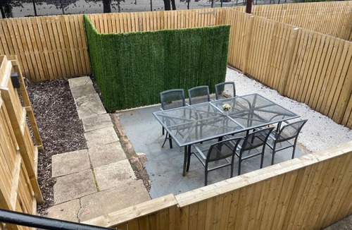 Glasgow Apartment | Elderpark Apartment 4