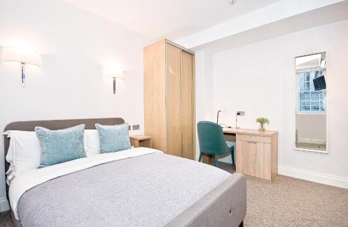 Temple House | Eldon Chambers Pod 6 by City Living London