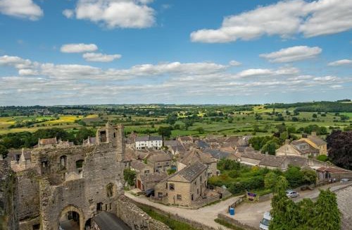 Middleham House | Eldred Cottage
