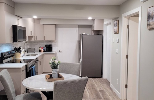 Regina House | Elegance by Mal and Al