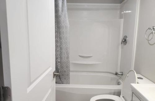 Winnipeg Apartment | Elegance Lounge