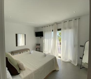 Vilanova I la Geltru Villa | Elegancia y confort en Casa Moncerrat