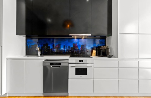 Balmain House | Elegant 1-Bed with Study by Balmain Wharf