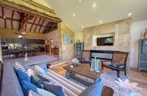 Siorac-en-Perigord Cottage | Elegant 17th-Century Stone Cottage for 4 Dordogne Retreat