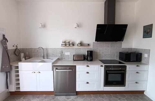 Dernancourt House | Elegant 1930s house 180m2