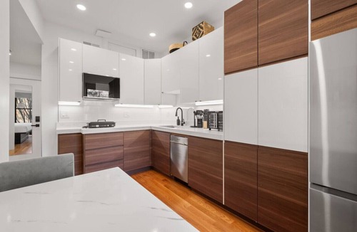 Fenway–Kenmore Apartment | Elegant 1BR Plus: Sky-High City Views + King | Suite 9