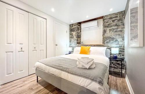 Shaughnessy Village Apartment | Elegant 1BR Suite - Washer & Dryer - Prime Location