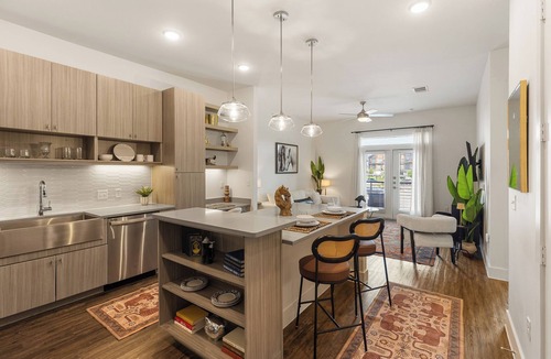 West Oak Hill Apartment | Elegant 1BR w/Pool & Gym Access