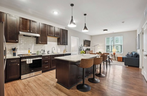Italian Village Apartment | Elegant 2BD/2BA condo w Parking/Pool/Gym