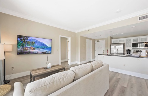 Lake Las Vegas Condo | Elegant 2BR | Pool, Lake Views | Remodeled June 24