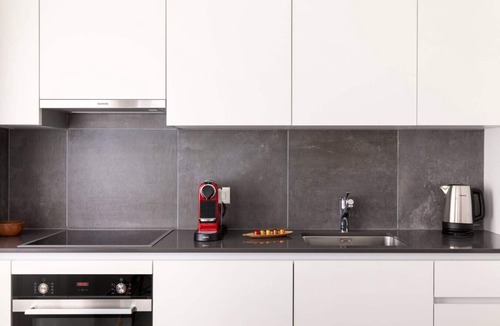 Lugano Apartment | Elegant 3.5-room air-conditioned apartment with free parking space