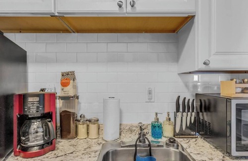 Lawrence Apartment | Elegant 3BR Retreat: Comfort, Style Prime Location