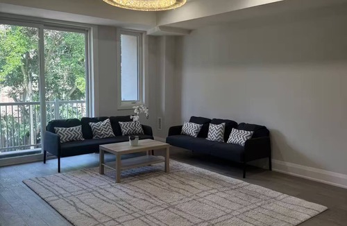 Unionville House | Elegant 4-Bed & 4.5 Bath Luxury Retreat