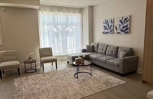 Unionville House | Elegant 4-Bed & 4.5 Bath Luxury Retreat