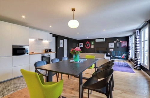 Quartier Saint-Georges Apartment | ELEGANT 4-BEDROOM FAMILY RETREAT IN SAINT-LAZARE – STEPS FROM OPERA GARNIER