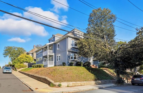 Brook Farm Apartment | Elegant 4BDR Boston Stay Free Garage + EV Charger