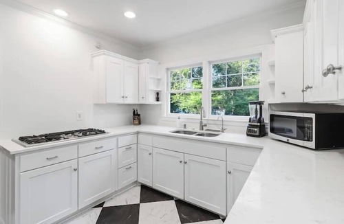 Home Park House | Elegant 4BR Oasis in Atlanta!