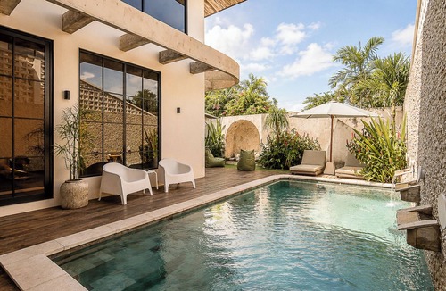 Sunset Road Villa | Elegant 4BR Seminyak Villa – 10min from the Shore