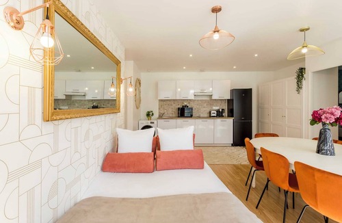 Grenelle Apartment | Elegant 5-Bedroom Parisian Retreat Steps from the Eiffel Tower