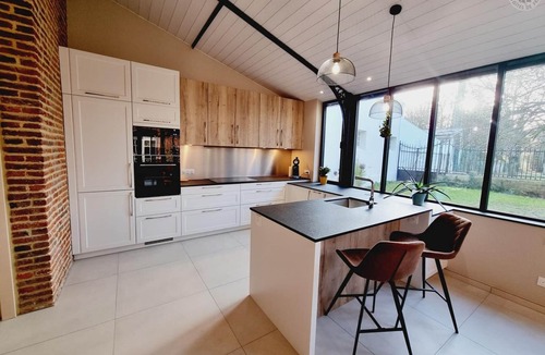 Arneke Cottage | Elegant 5BR Manor with Private Garden, WiFi, Parking, Games & Near Top French Villages