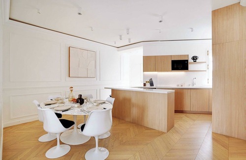 Quartier de la Plaine-de-Monceaux Apartment | Elegant A/C Apt 2BR/6P – Paris 17th/Monceau