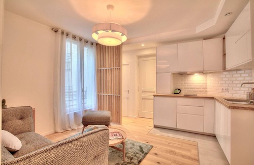 Batignolles Apartment | Elegant and comfortable apartment in Paris 17th arrondissement